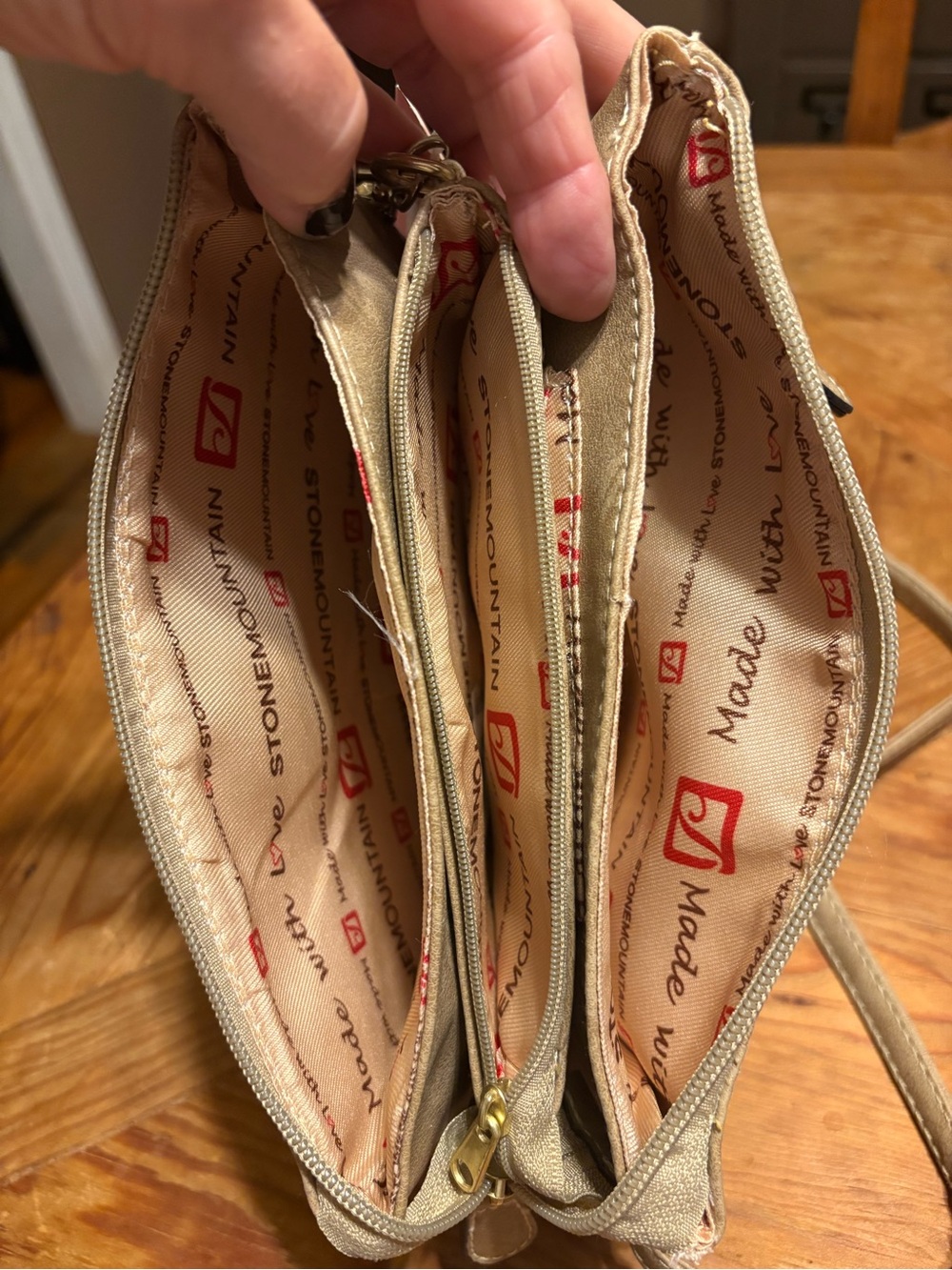 Everyday Crossbody/Wristlet Bag in Taupe for Women NWT - Picture 7 of 12